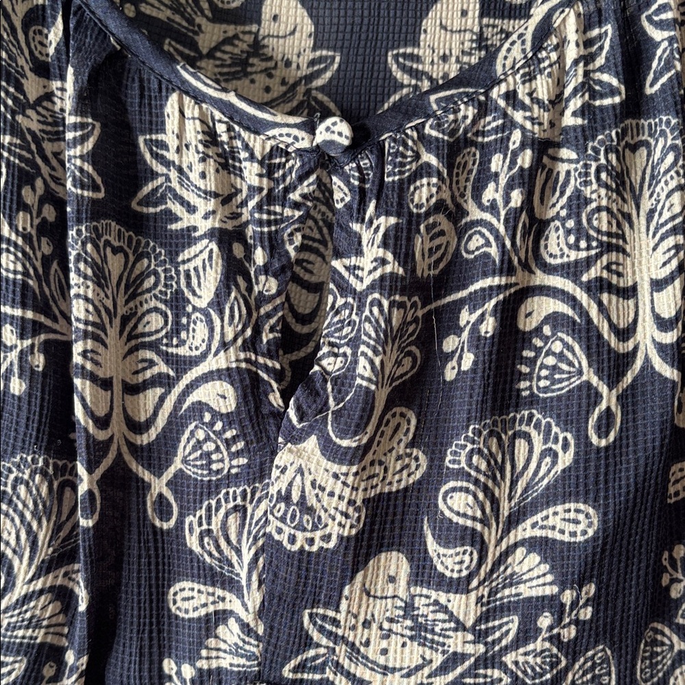 Princess Vera Wang Navy and Cream Floral Tunic Top XL - Picture 4 of 4